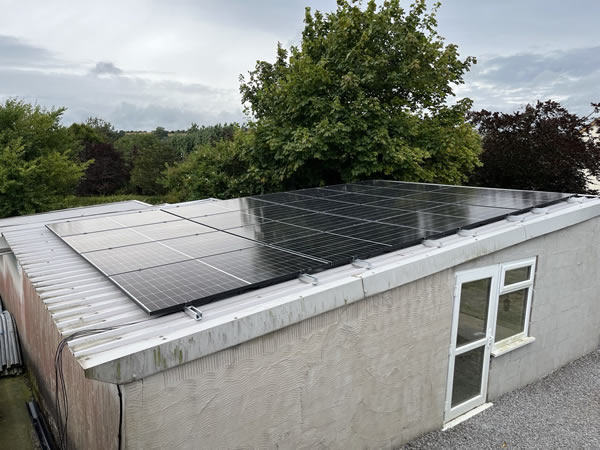 Maximising Solar PV Efficiency: Understanding the Cloud Edge Effect